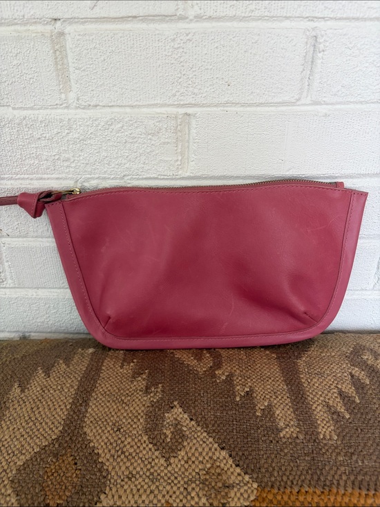 Madewell Handbags - NWT Madewell clutch